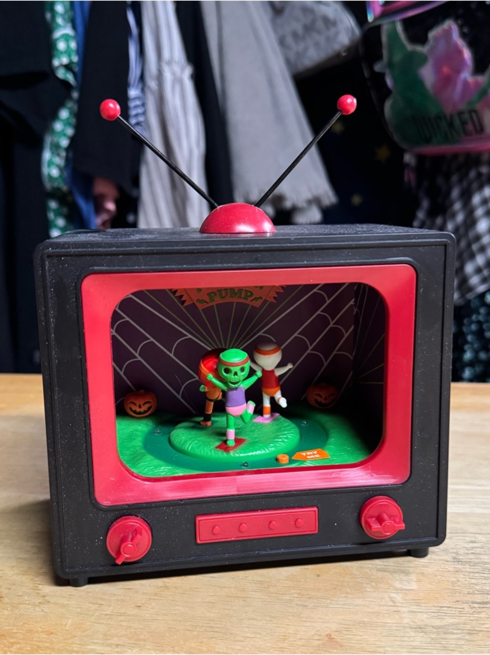 Retro Style Halloween Black & Red TV Music Box with Dancing Figure
